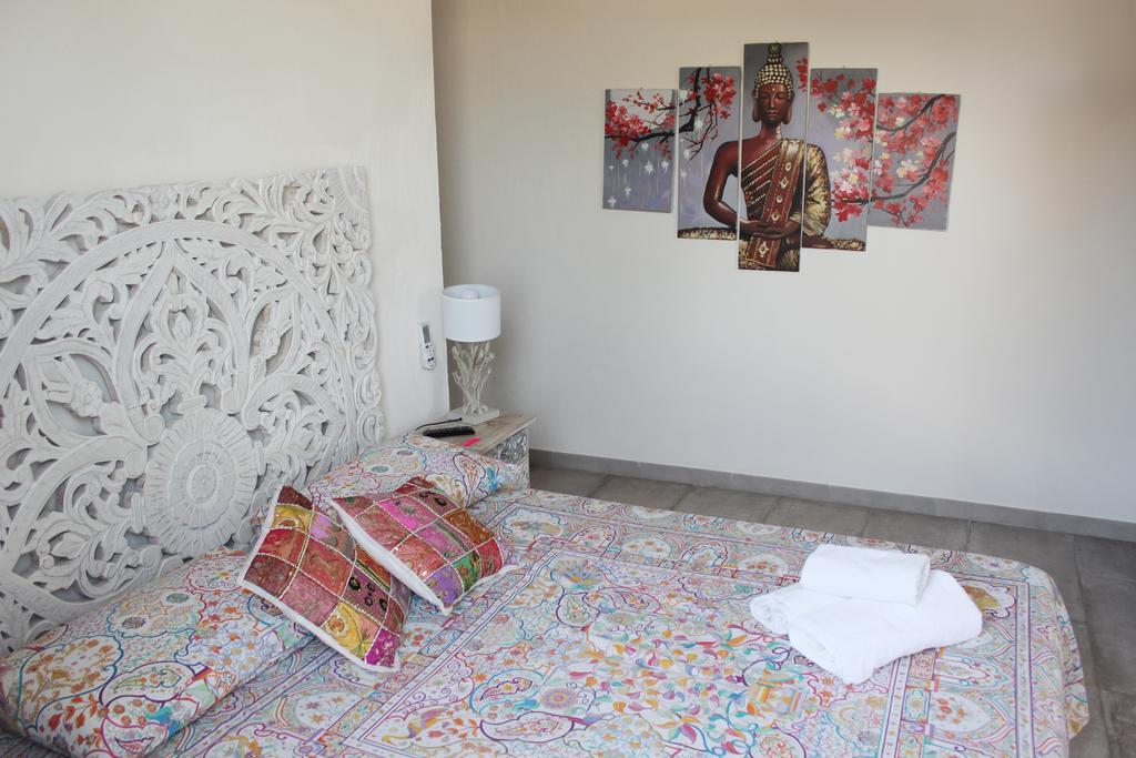 Floripa Surf House Bed & Breakfast Santa Maria Del Focallo Exterior photo